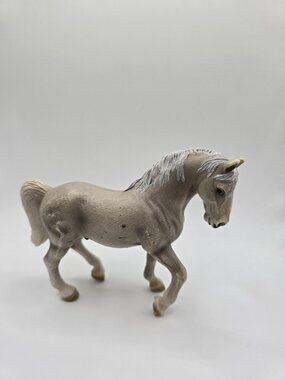 Schleich 2004 White Lipizzaner 4" Tall Horse Figure